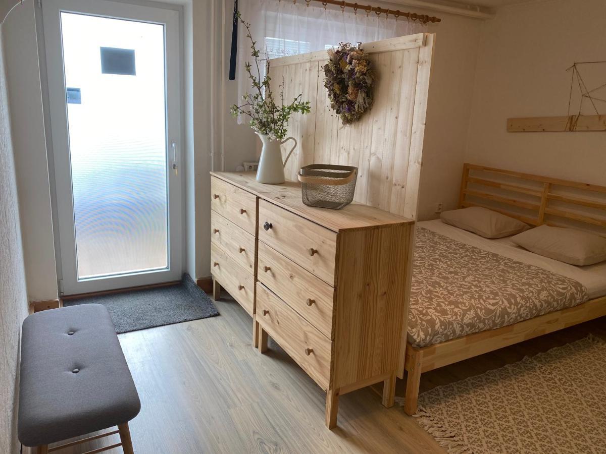 Апартаменти Apartman Prace Екстер'єр фото